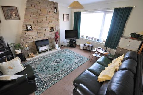 52 Darlington Grove, Moorends, Doncaster, DN8 4TN