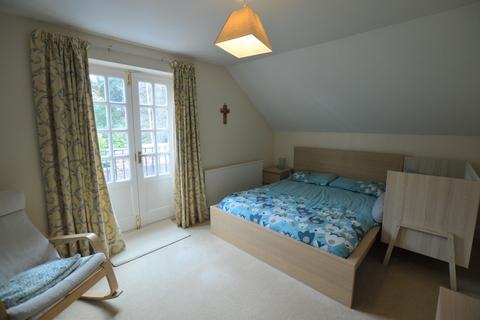 2 bedroom mews to rent, Arndale Court, York YO24