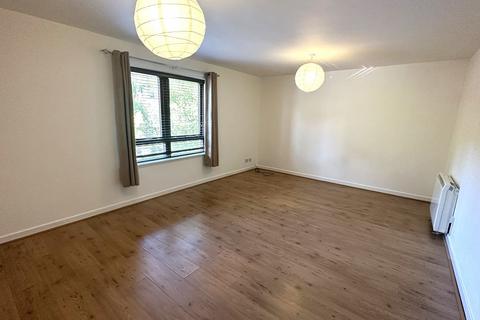 2 bedroom flat to rent, MacLean Street, Kinning Park, Glasgow - Available Now!!