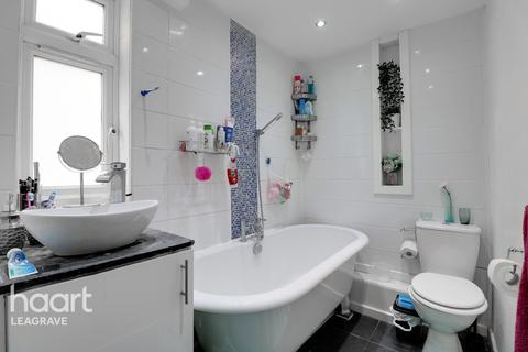 16 Anstee Road, Luton, LU4 9HH