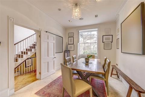 4 Edwardes Place, London, W8 6LR