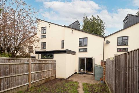 12 Derby Road, Caversham, Reading, RG4 5EY