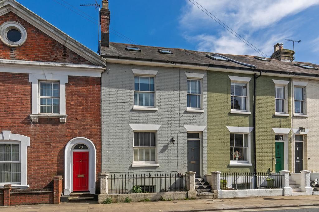 Eastgate Street, Winchester, SO23 4 bed townhouse £550,000