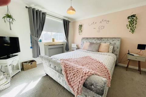 17 Barnett Place, Cleethorpes, DN35 7SU