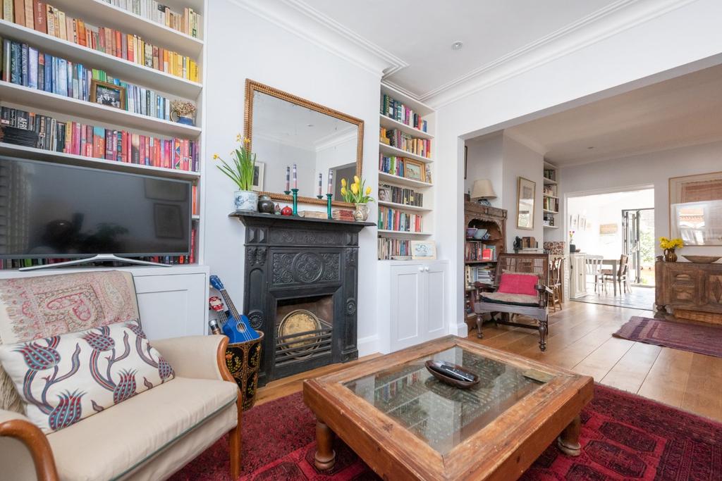 Peach Road, Queens Park, London, W10 2 bed terraced house £950,000