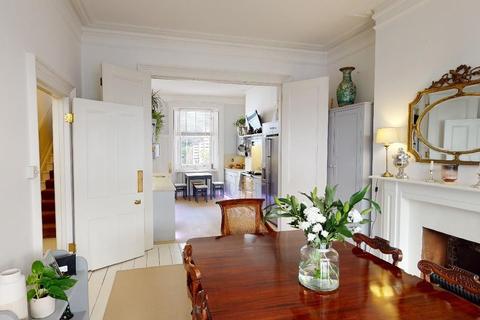 12 Belgrave Place, Brighton, BN2 1EL