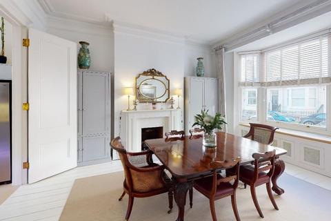 12 Belgrave Place, Brighton, BN2 1EL