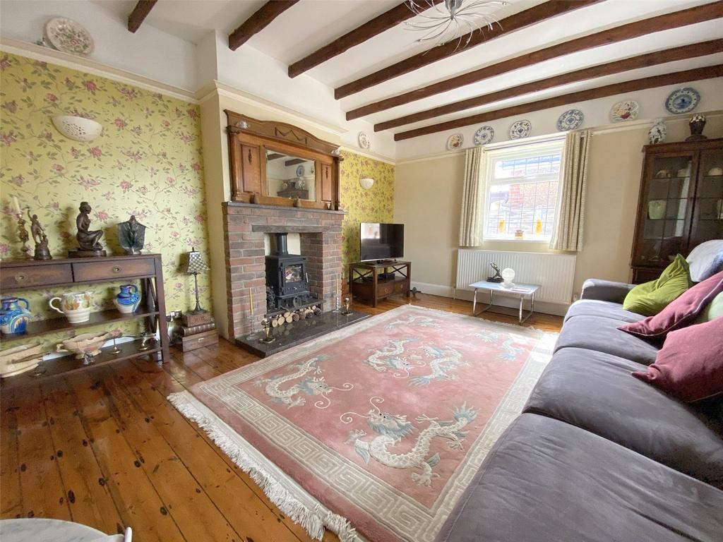 Grinstead Lane, Lancing, West Sussex, BN15 4 bed detached house £550,000