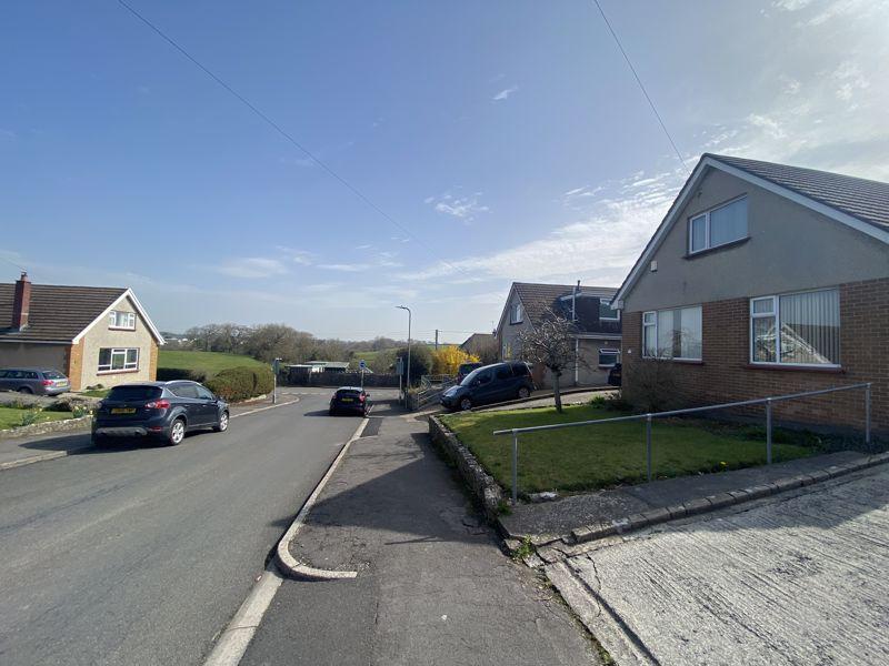 22 Rectory Drive, St Athan, The Vale of CF62 4PD 3 bed