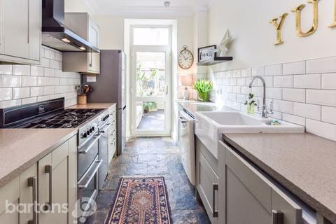 84 Moorgate Road, Rotherham, S60 2AY