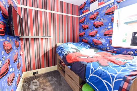 42 Brecks Crescent, Rotherham, S65 3HZ