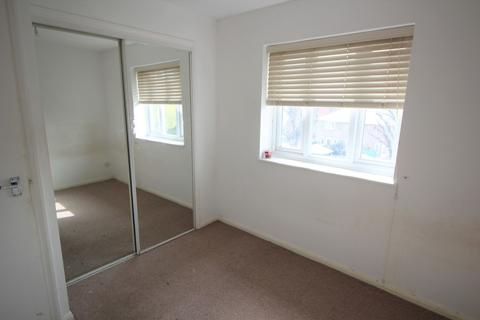 2 bedroom apartment to rent - Victoria Chase, Colchester