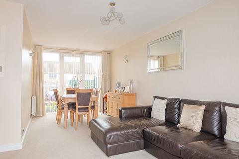25 Forest Close, Sutton Coldfield, B74 2JY