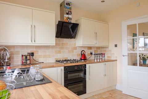 25 Forest Close, Sutton Coldfield, B74 2JY