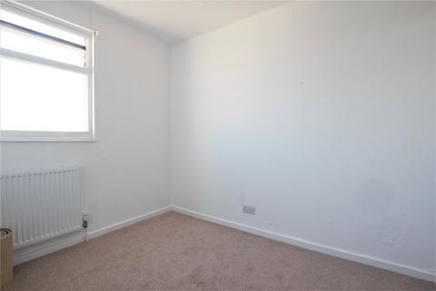 1 bedroom in a house share to rent, Kingsway, Blackwater, Camberley, GU17