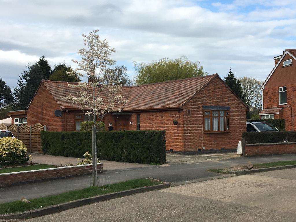 Acres Road, Leicester Forest East, Leicester, LE3 3HA 3 bed detached