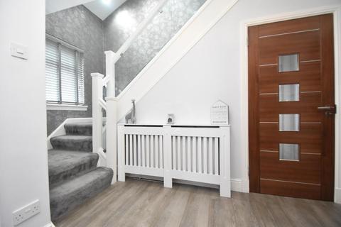 173 Lethamhill Road, Glasgow, G33 2SQ