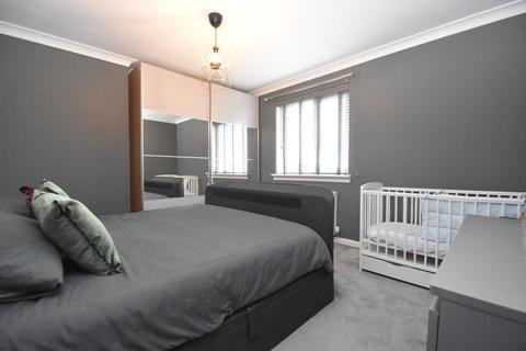 173 Lethamhill Road, Glasgow, G33 2SQ