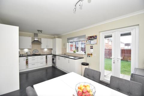 8 Balveny Drive, Glasgow, G33 5BY