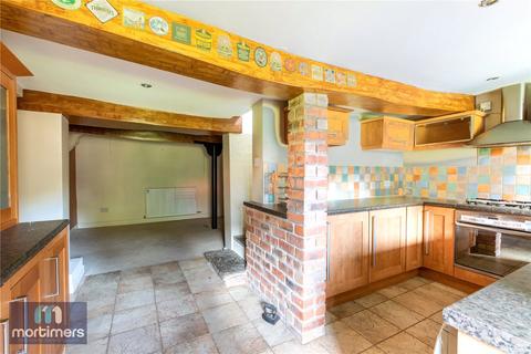 65 Manor Road, Blackburn, BB2 6LX