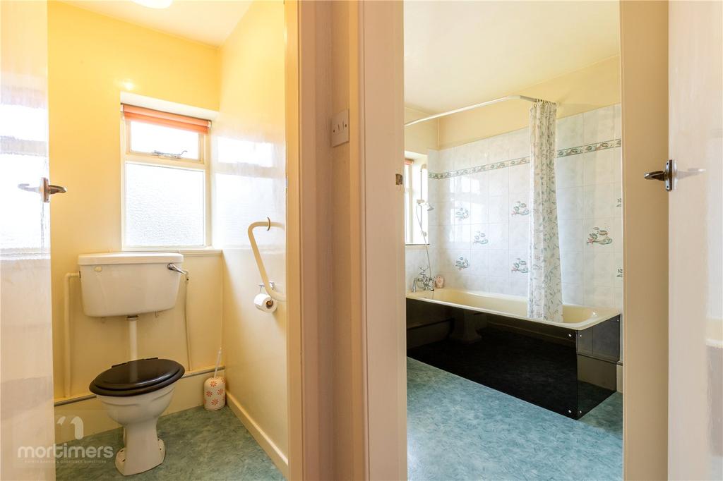 W.C/Bathroom