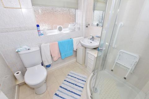 4 Felton Close, Wirral, CH46 6HH
