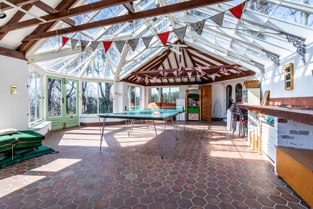 Studio/Summer House