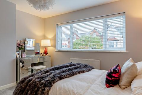 8 Barnardo Road, Exeter, EX2 4NE