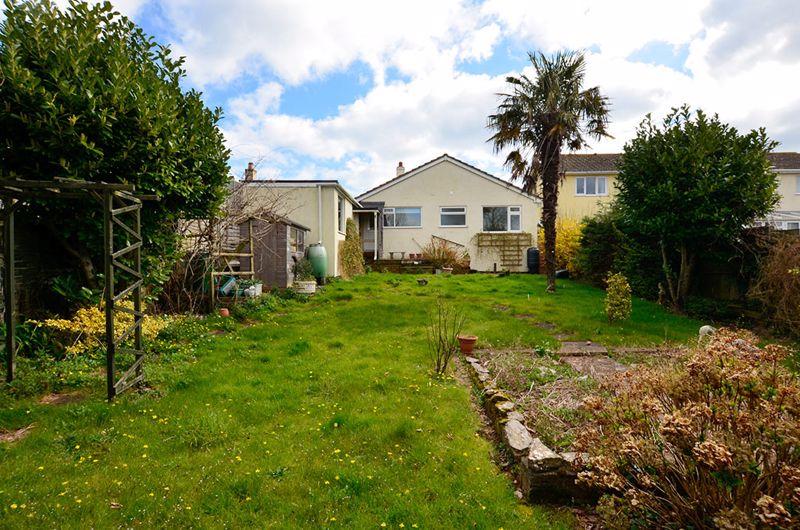 DAVIES AVENUE WHITEROCK PAIGNTON 2 bed detached bungalow £290,000