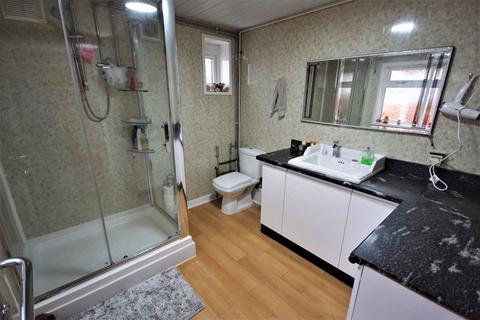 51 Chestnut Road, Birmingham, B13 9AJ