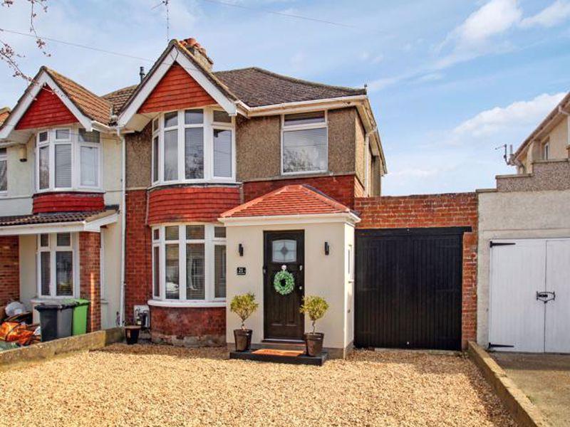 Burford Avenue, Old Walcot, Swindon 3 bed semidetached house £310,000