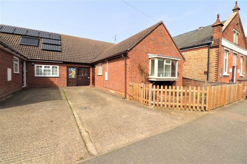 Tower Street, Brightlingsea 2 bed semidetached bungalow £260,000