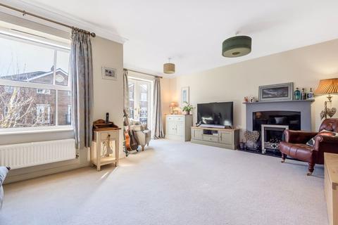 11 Burns Close, Carshalton, SM5 4PY
