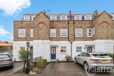 6 View Crescent, London, N8 8RW