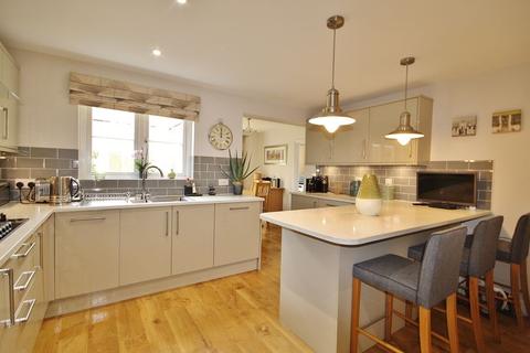 20 Barrington Close, Witney, OX28 5FL