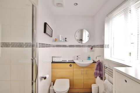 20 Barrington Close, Witney, OX28 5FL