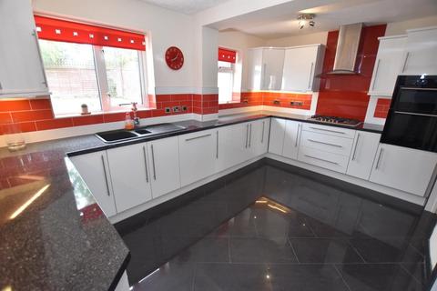 22 Bluebell Walk, Coventry, CV4 9XR