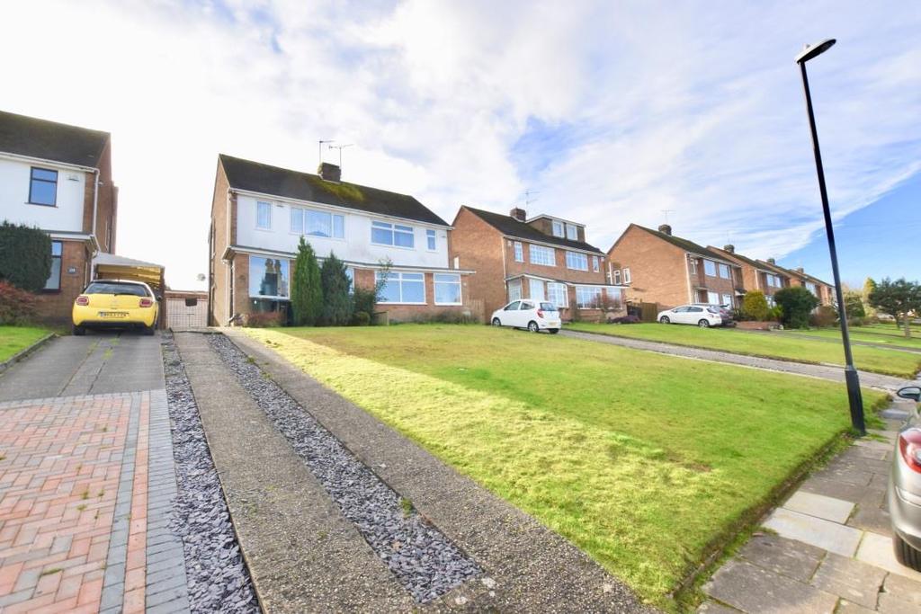 Claverdon Road, Coventry 3 bed detached house £230,000