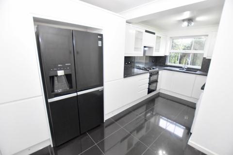 16 Appledore Drive, Coventry, CV5 7PQ