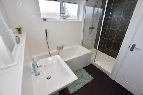 19 Alderbrook Drive, Nuneaton, CV11 6PL