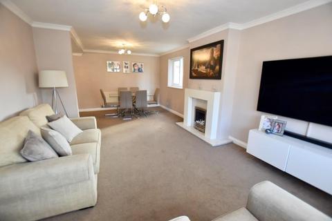 37 Buckhold Drive, Coventry, CV5 9LT