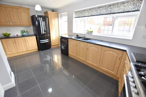 37 Buckhold Drive, Coventry, CV5 9LT