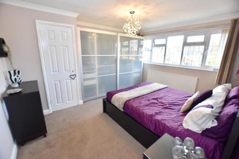 37 Buckhold Drive, Coventry, CV5 9LT
