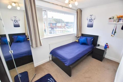 37 Buckhold Drive, Coventry, CV5 9LT