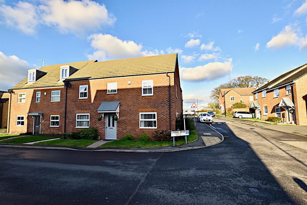 Lyons Drive, Swallows Nest, Allesley, Coventry 4 bed detached house £