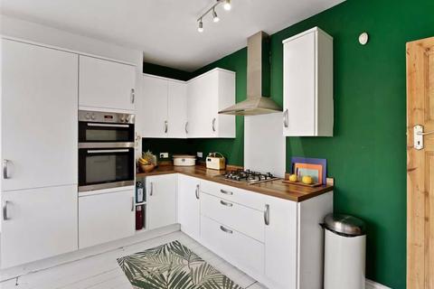 17 De Frene Road, London, SE26 4AB