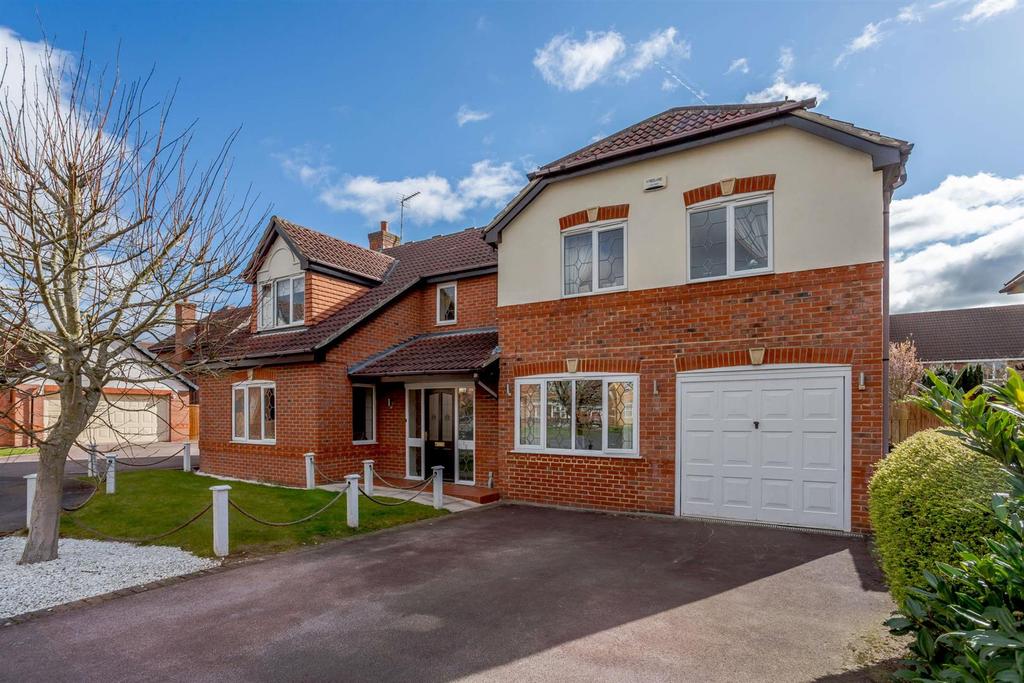 Hargreaves Close, Littleover, Derby, Derbyshire 5 bed detached house