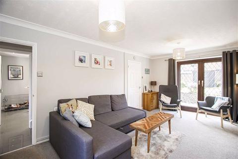40 Edgecote, Great Holm, Milton Keynes, MK8 9ER