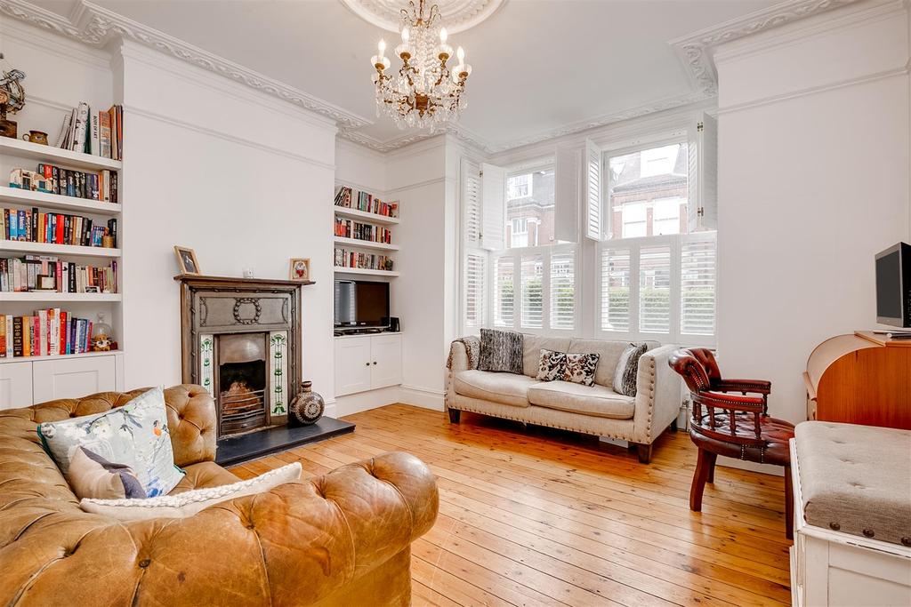 Blandford Road, London, W4 2 bed flat £750,000