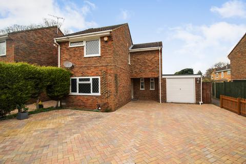 24 Addiscombe Chase, Tilehurst, Reading, RG31 6FH